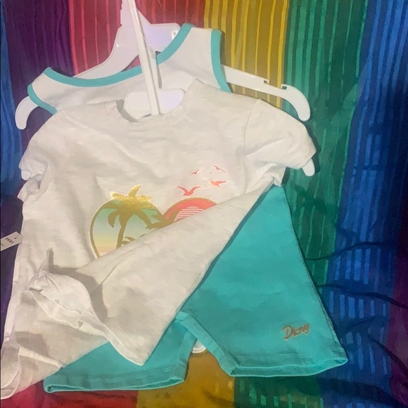 Girls DKNY 3pc Set - Picture 4 of 6